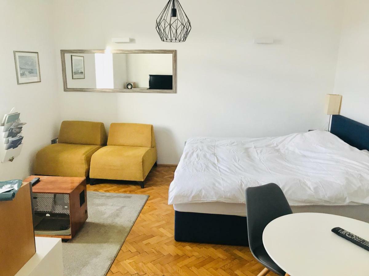 Modern Studio In The Heart Of The City Maribor Exterior photo